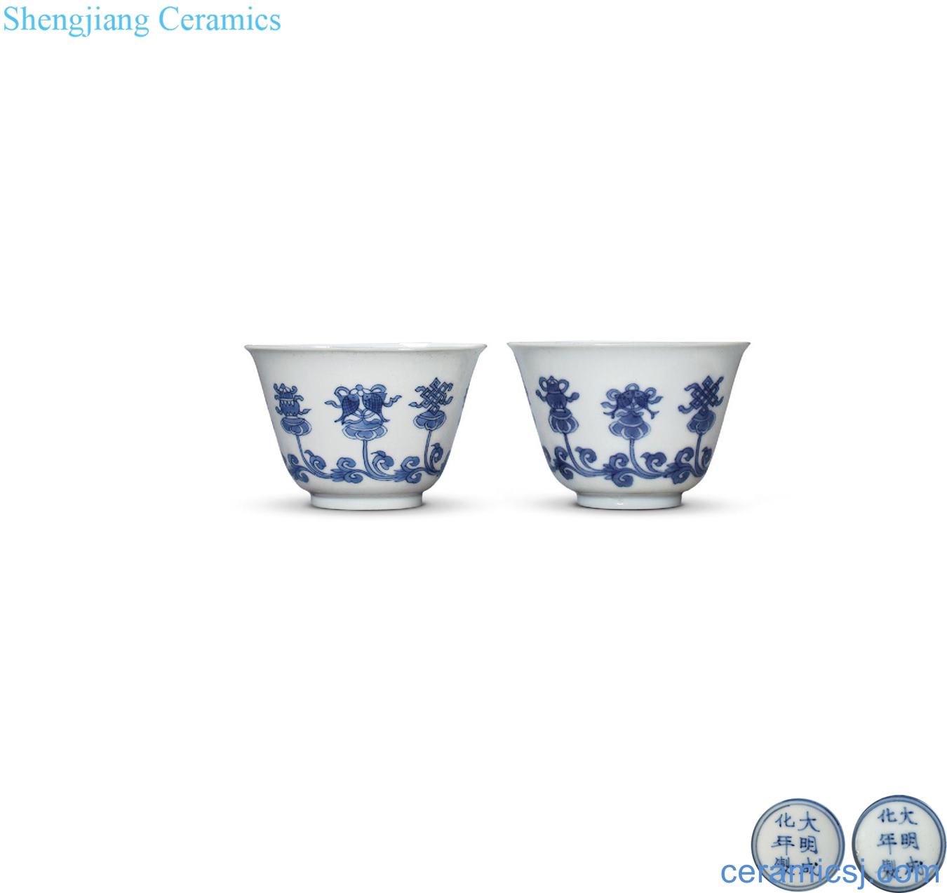 The qing emperor kangxi Blue and white eight auspicious cup (a)