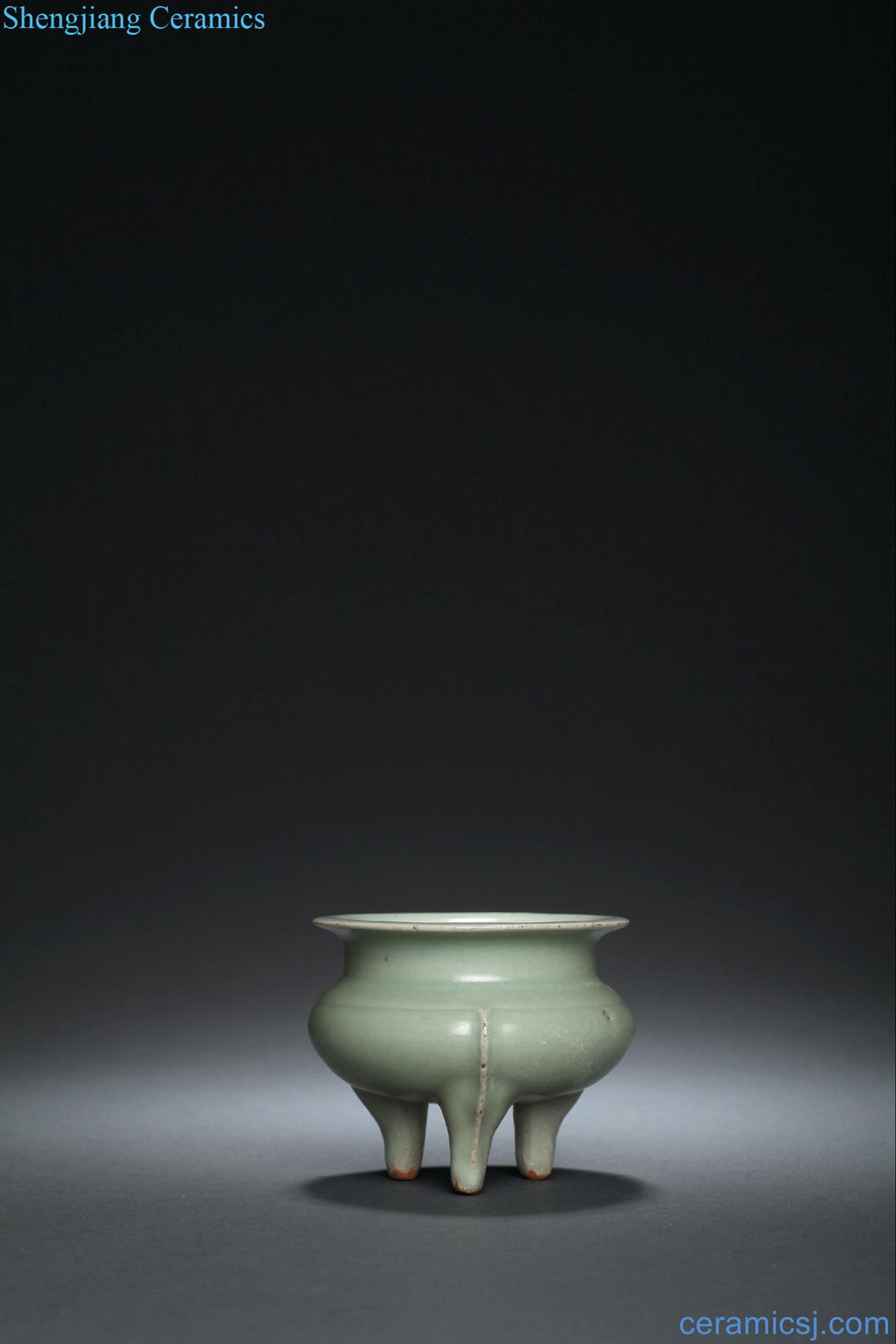 yuan Longquan celadon three-legged incense burner