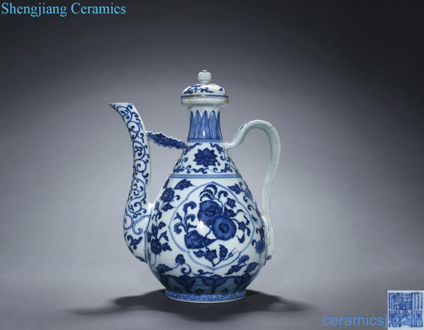 In late qing dynasty Blue and white medallion fruit grain ewer