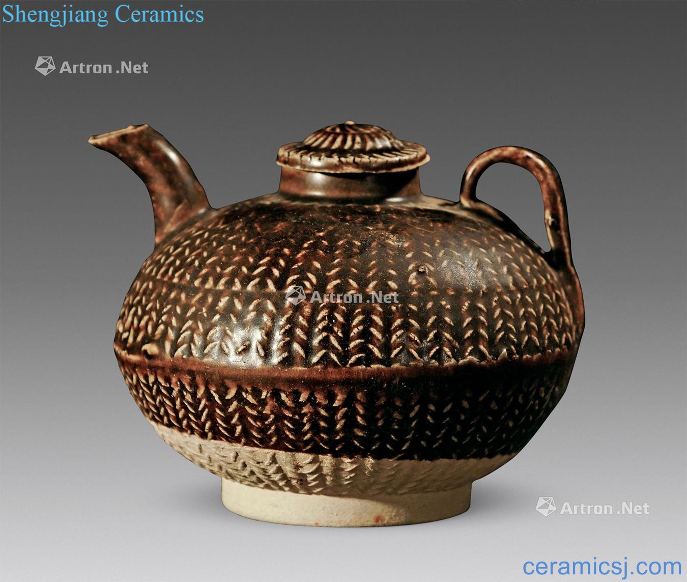 The song dynasty Jizhou kiln jomon pot