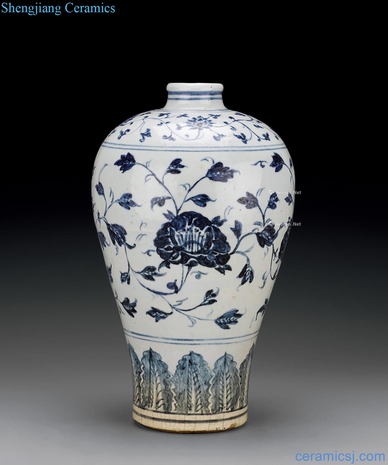 Ming blank period Blue and white peony grain mei bottle