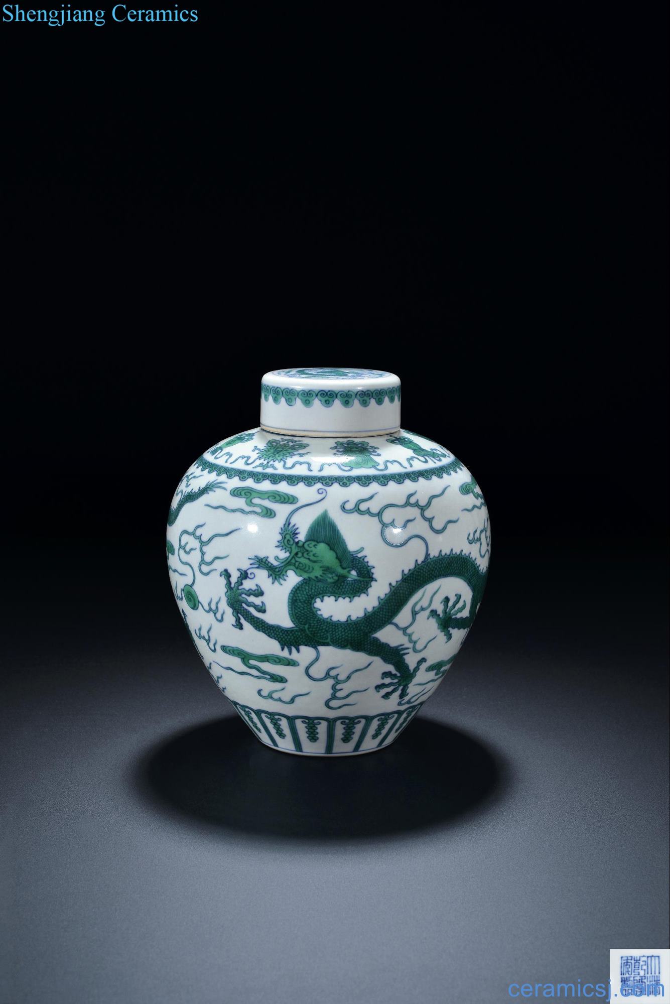 Qing qianlong bucket color green dragon tank