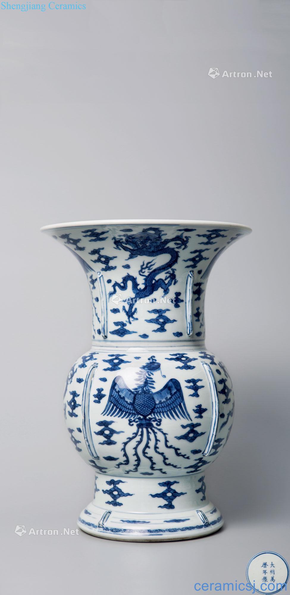 The qing emperor kangxi Blue and white longfeng wen ji flower vase with
