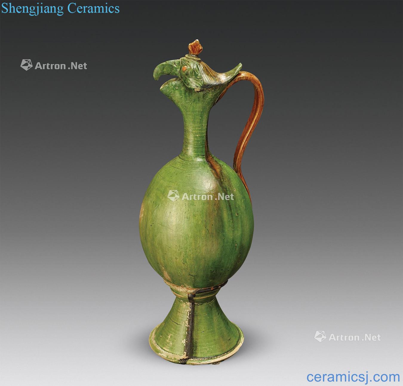 The tang dynasty Three-color chicken first pot