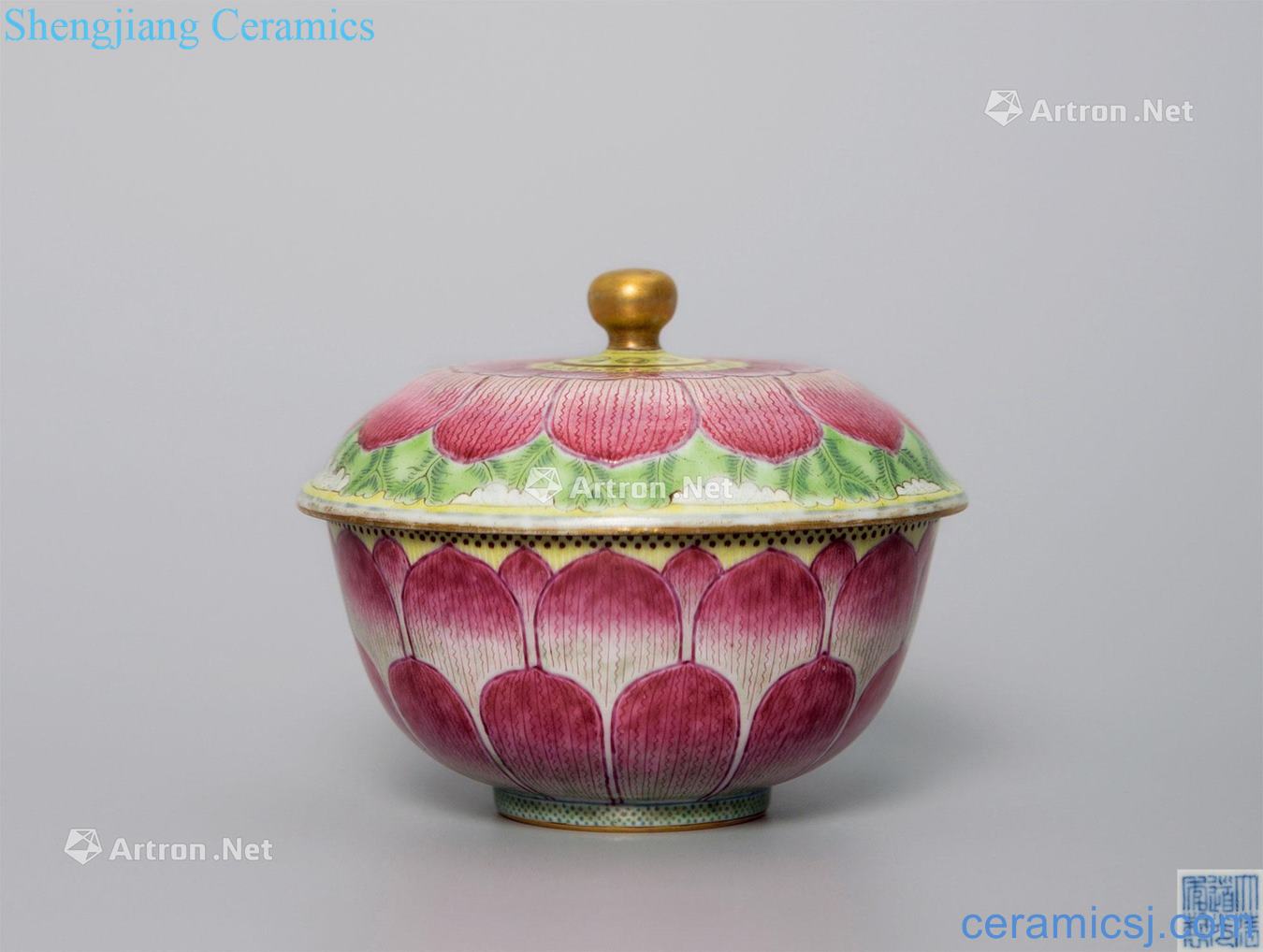 Clear light pastel paint lotus tureen