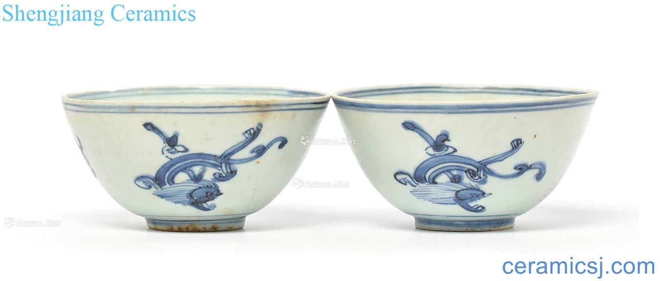 Ming Blue and white dragon bowl (a)