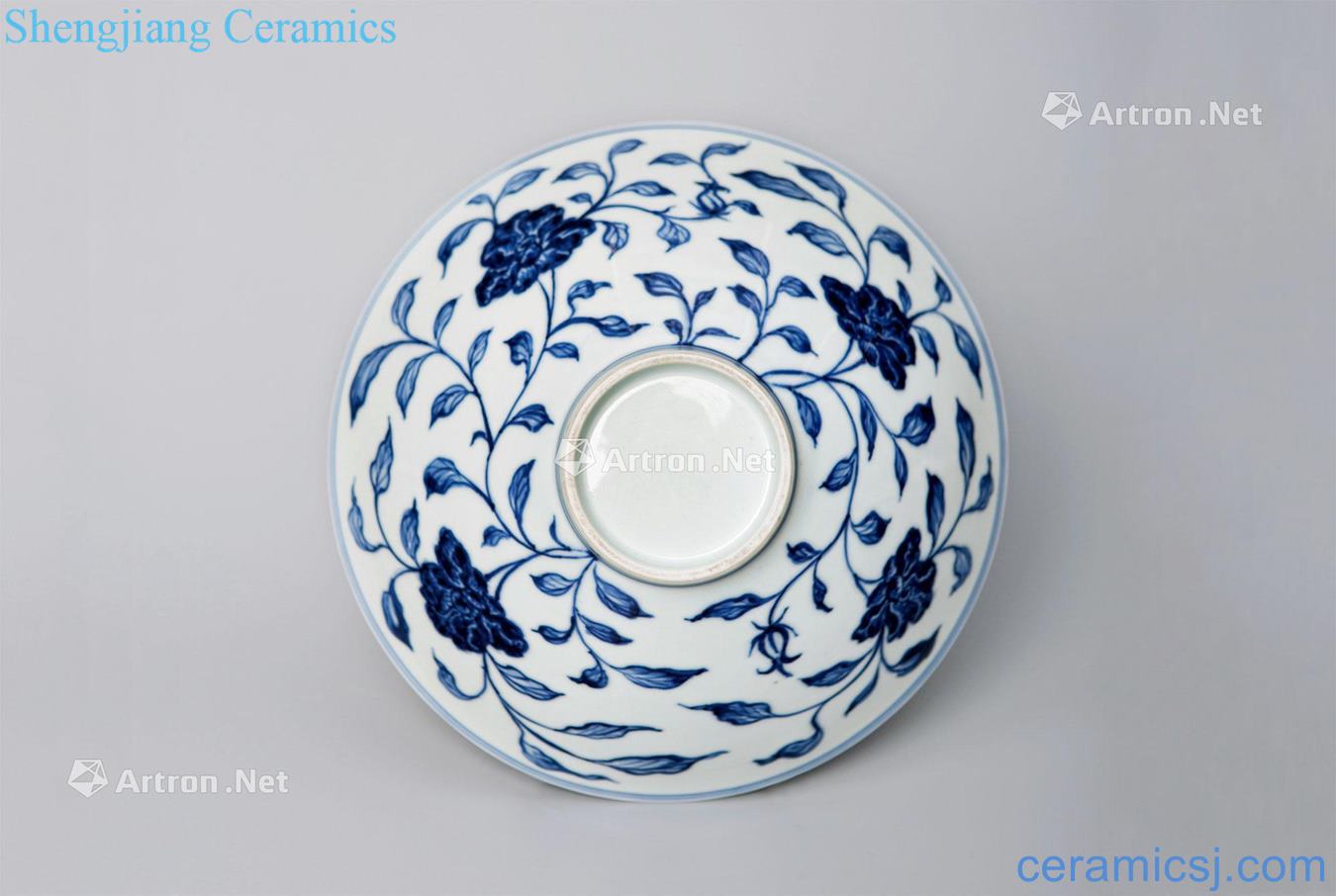 The qing emperor kangxi Blue and white rose pattern hat to bowl