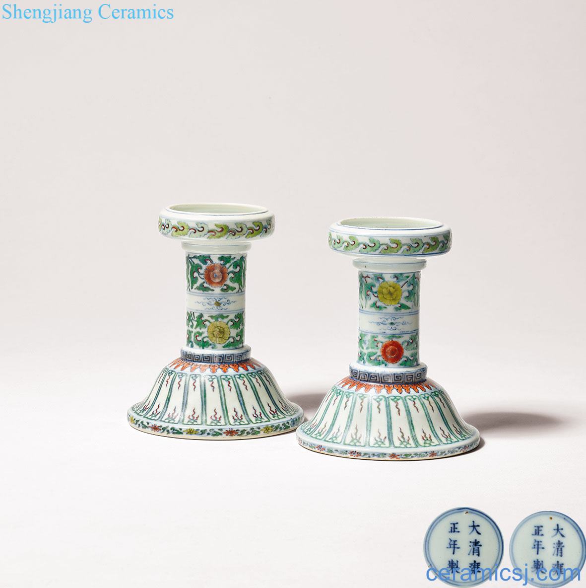 Qing yongzheng bucket colors branch flowers grain candlestick (a)