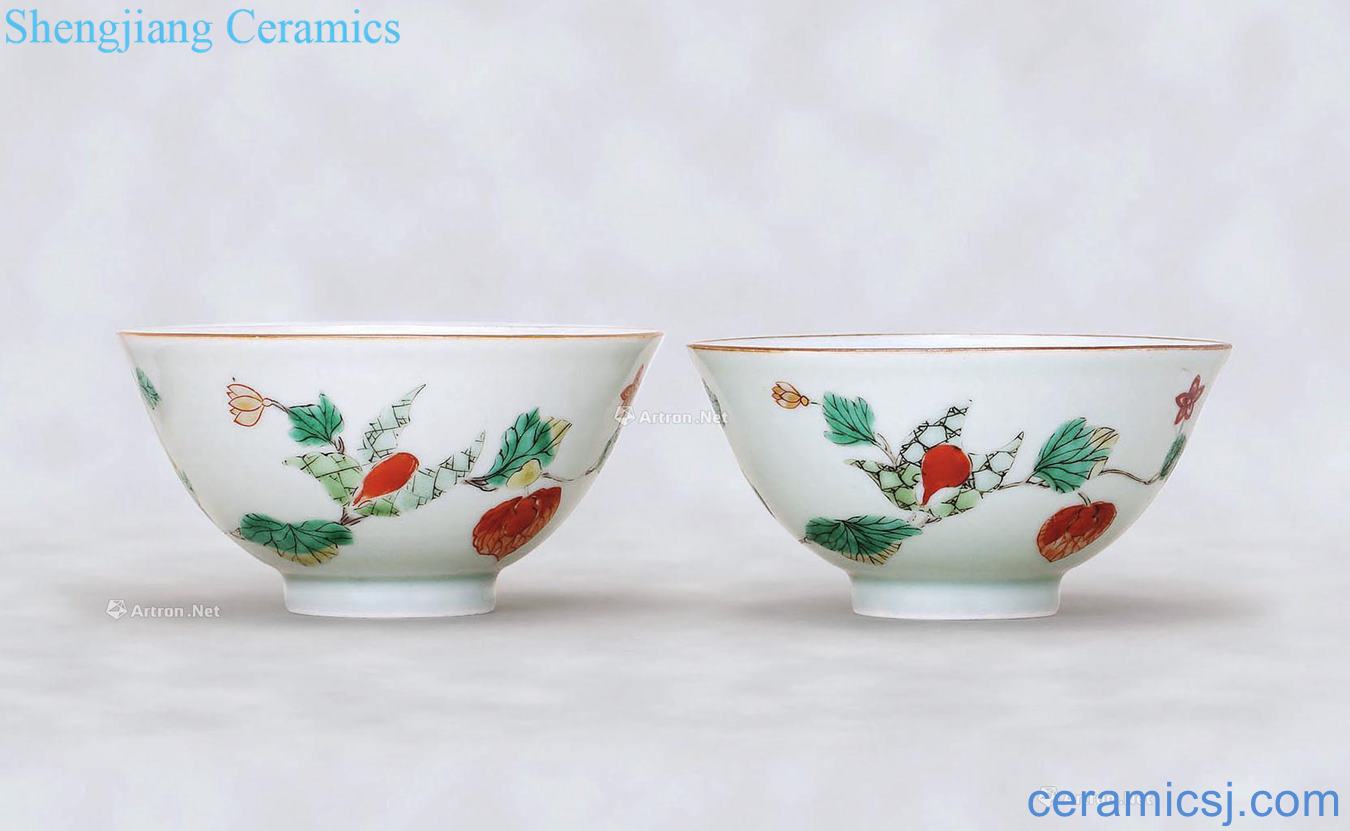 The qing emperor kangxi kiln Pea green glaze colorful fold branch flowers and grain bowl (a)