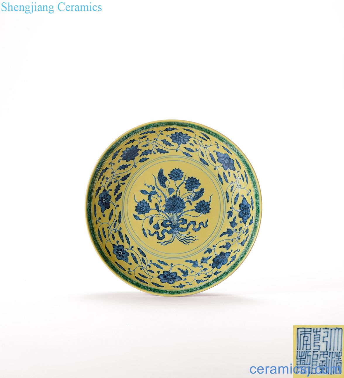 Qing qianlong Yellow blue and a bunch of lotus tray