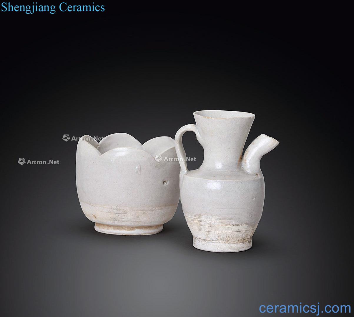 The song white porcelain bowl ewer wen (a)