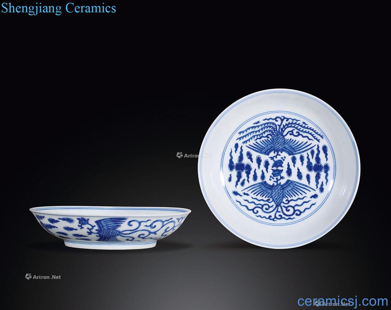 Qing qianlong kiln Blue and white xiangyun double phoenix tray (a) college
