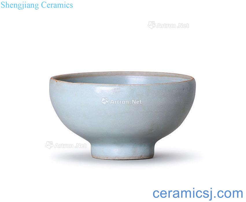 The southern song dynasty longquan celadon Celadon gathered with my cup