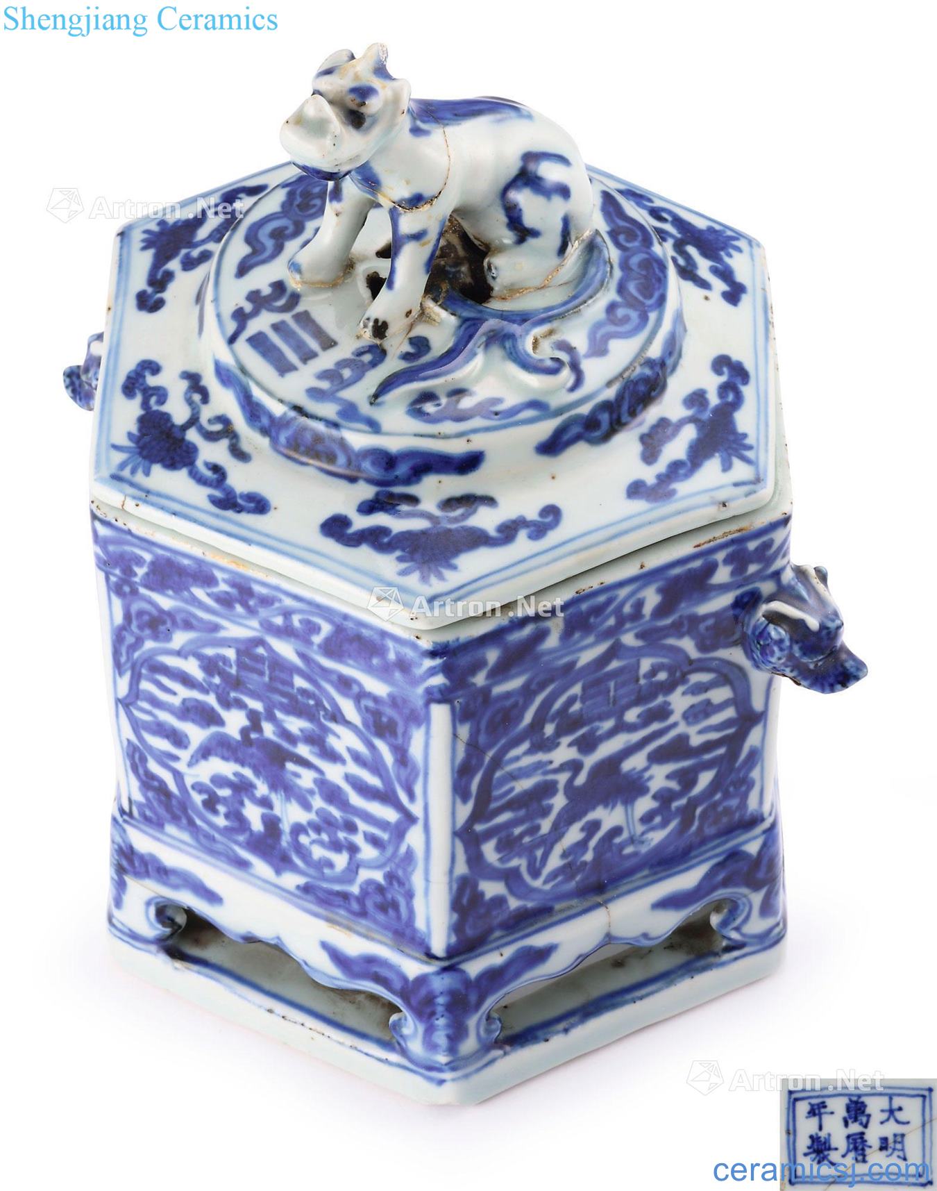Ming wanli Blue and white far James t. c. na was published gossip grain six-party smoked furnace with cover