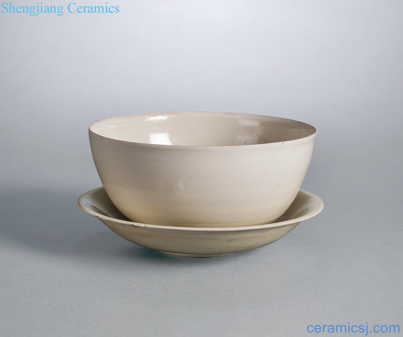 Northern song dynasty kiln bowl (a set of two)
