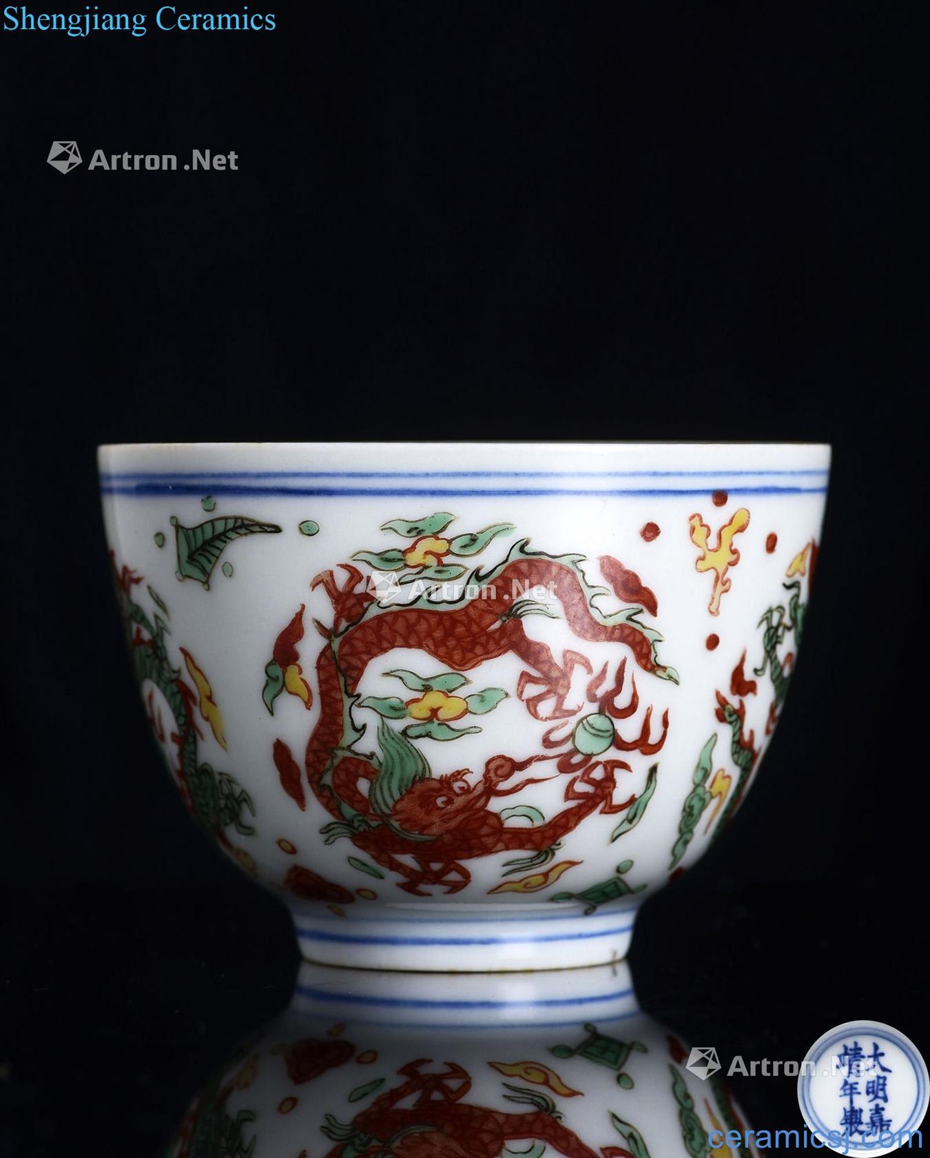 China, in the Ming dynasty Five dragon grain cup jiajing blue and white