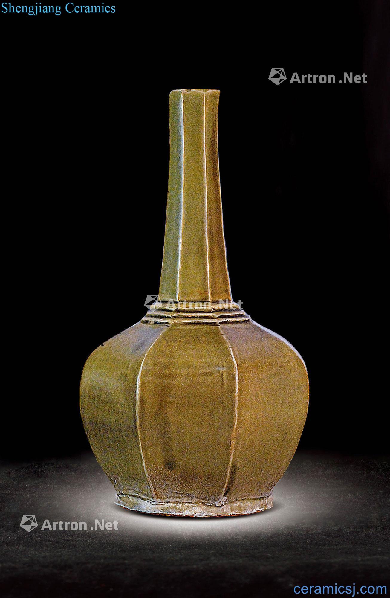 Tang qing glaze anise bottle