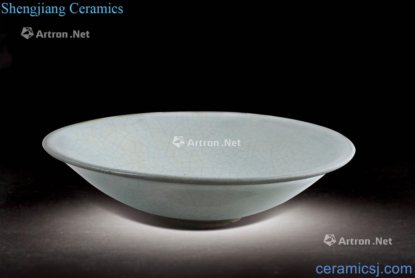 Song jun glaze shallow bowl