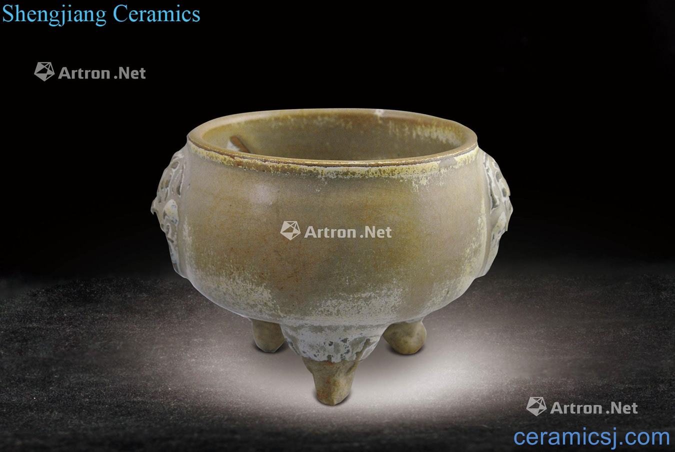 The song dynasty Green glaze first three feet furnace