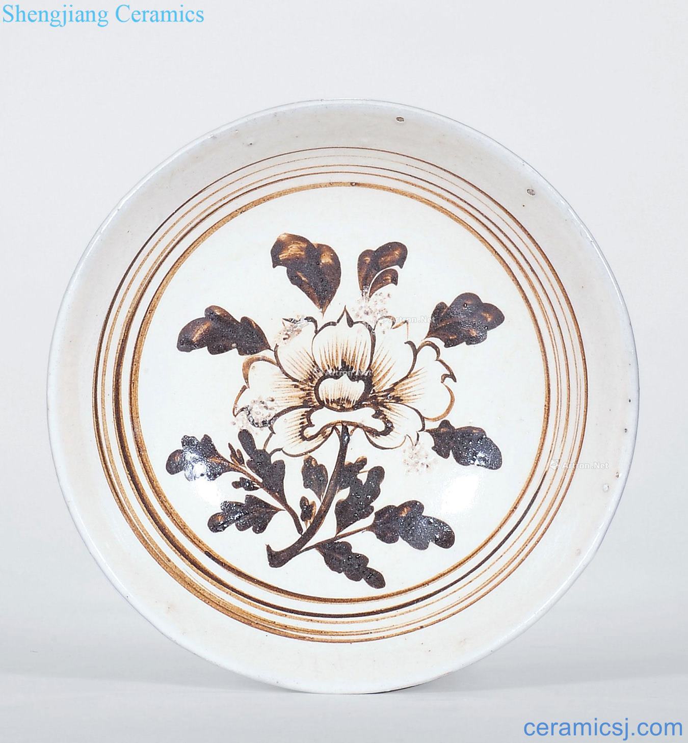 Ming or earlier Magnetic state kiln tree peony tray