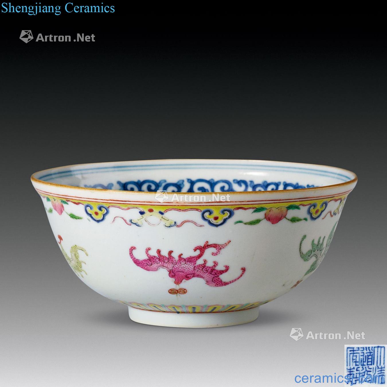 Clear light blue and white lotus lotus pastel five bats outside lines within the bowl