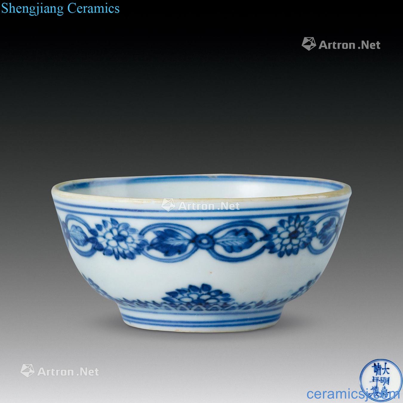 Ming jiajing Blue and white flower green-splashed bowls