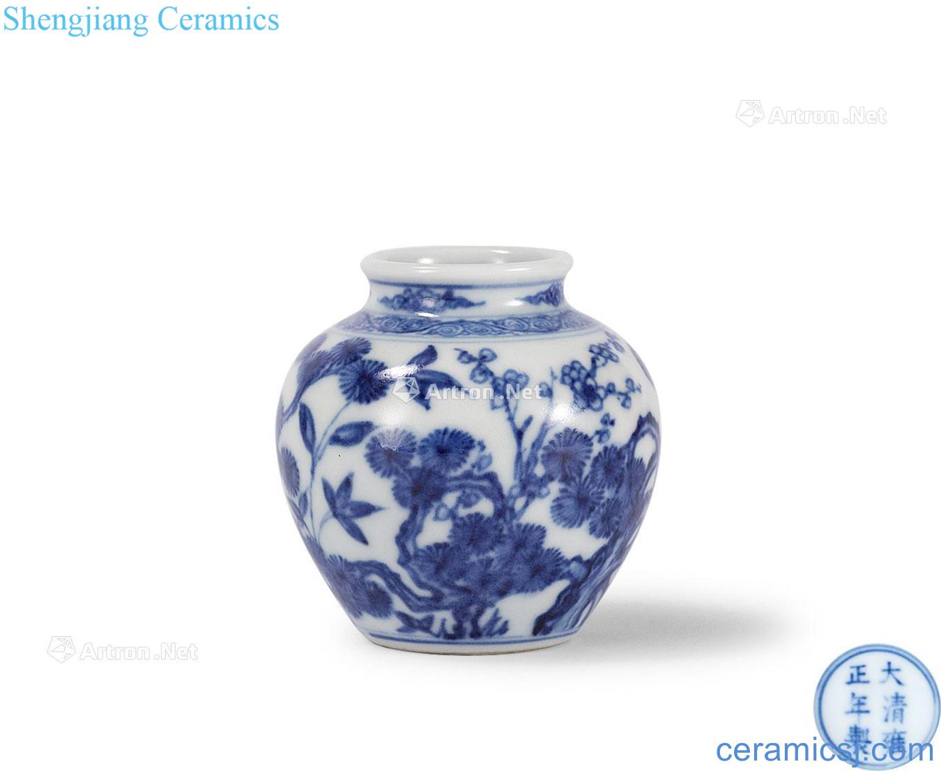 Qing yongzheng Blue and white shochiku MeiWen canister