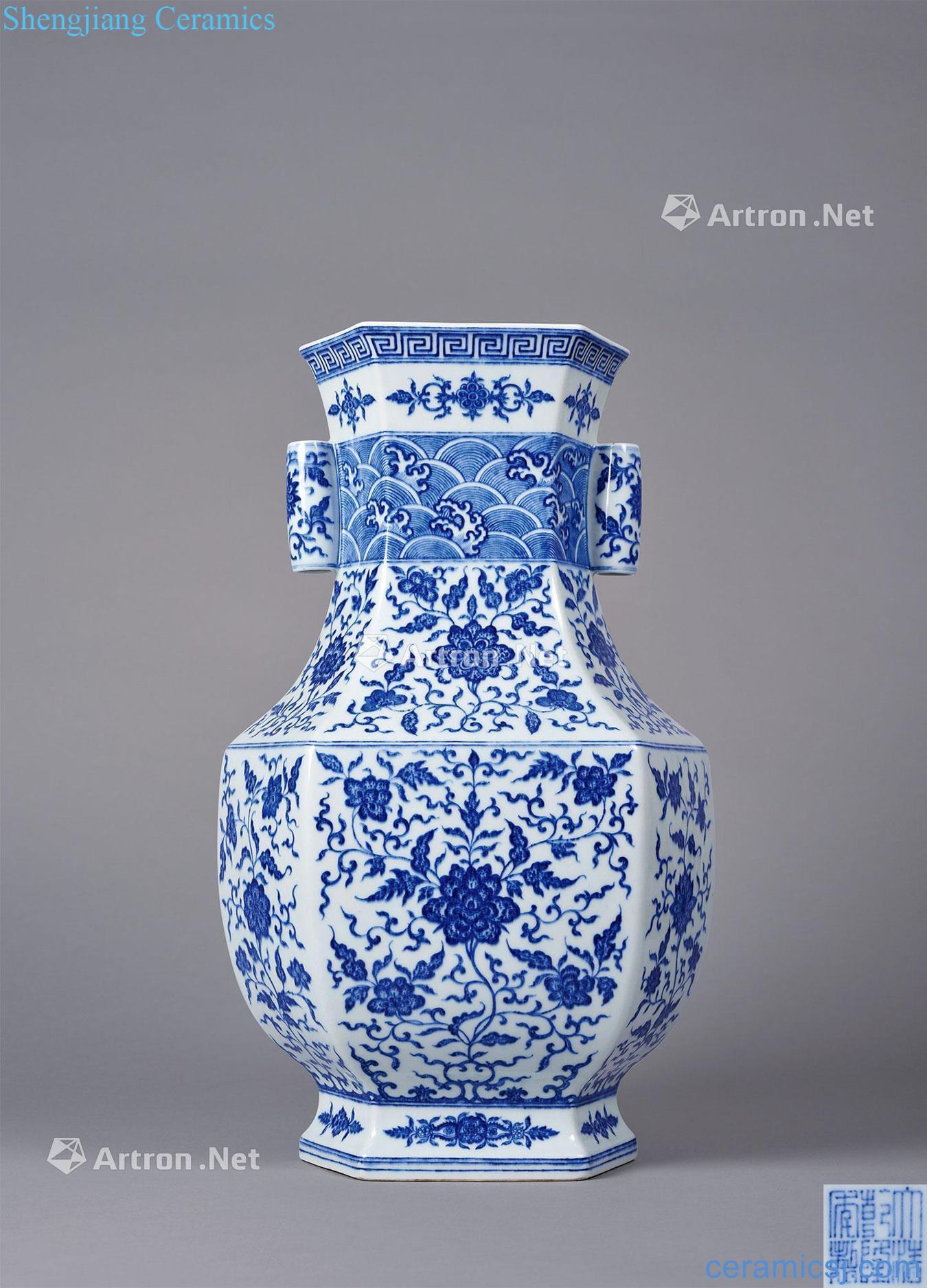 Qing qianlong imperial porcelain fold branch flowers and grain penetration ear six-party statue