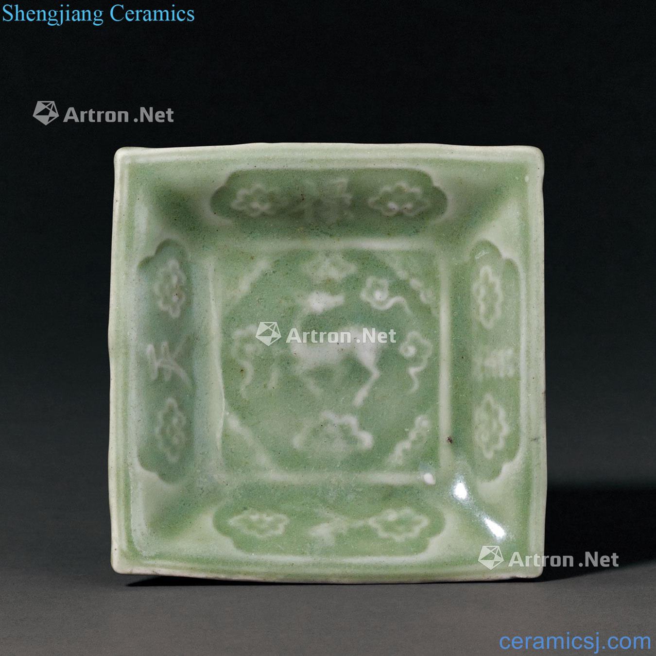 yuan Longquan celadon green glaze "the beauty of the day John Paul" square plate