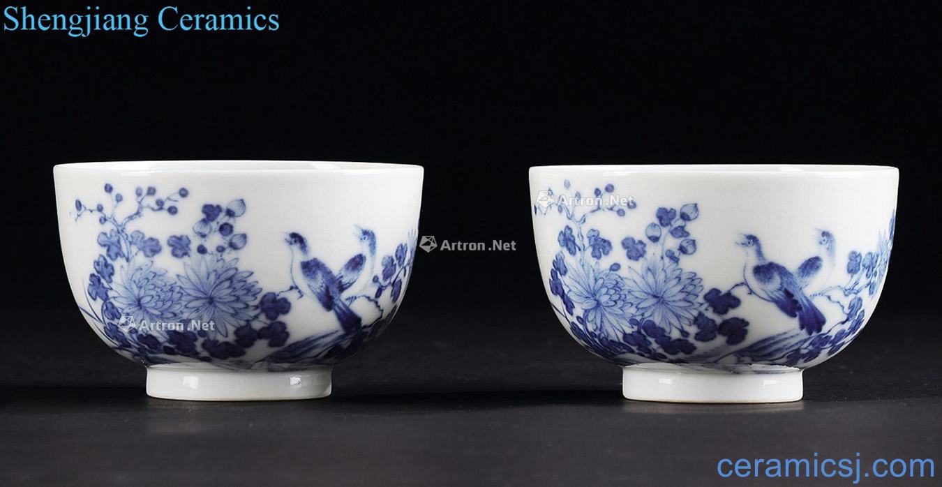 qing Blue and white flower on grain cup (a)