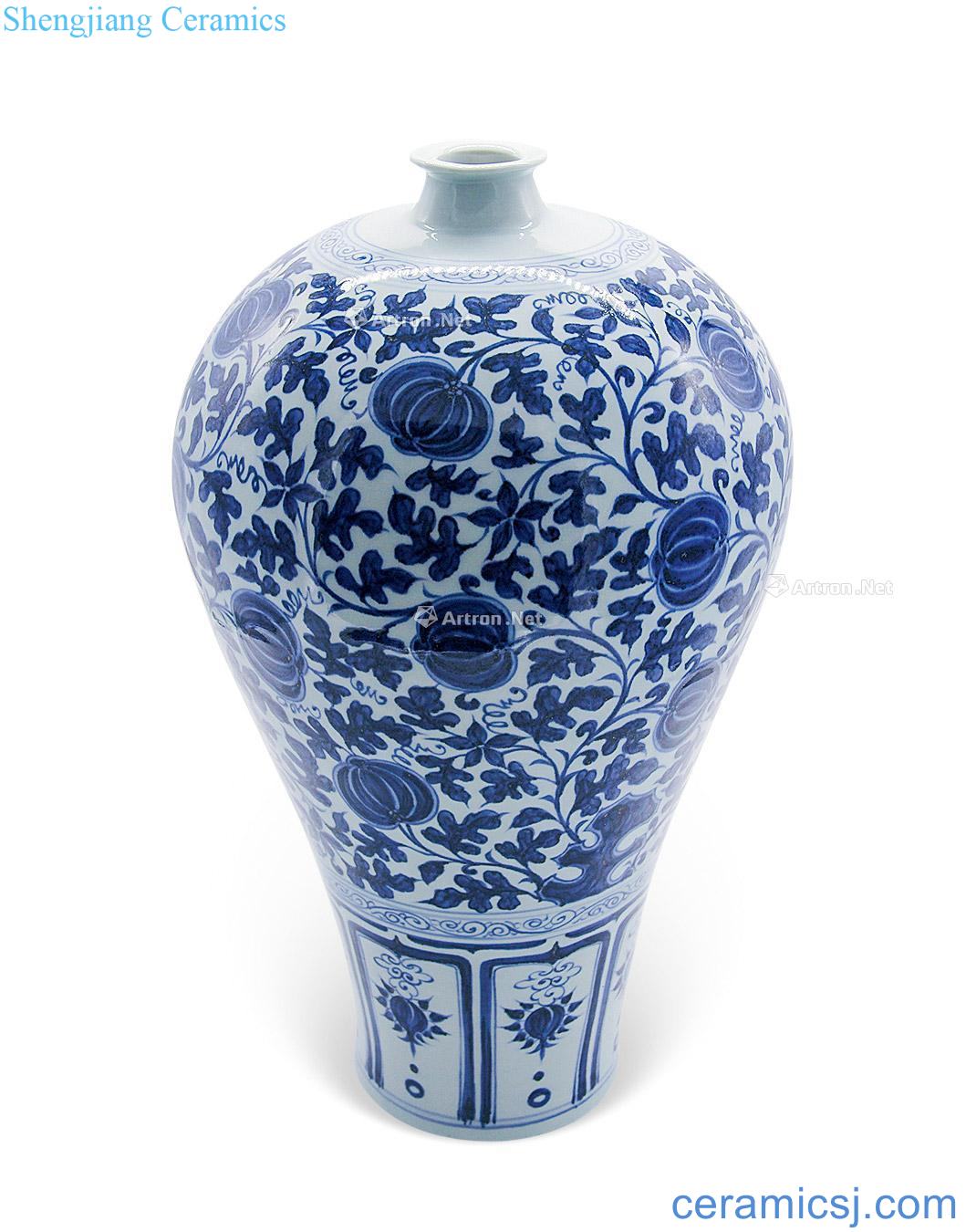 The yuan dynasty Blue and white stripes may bottle