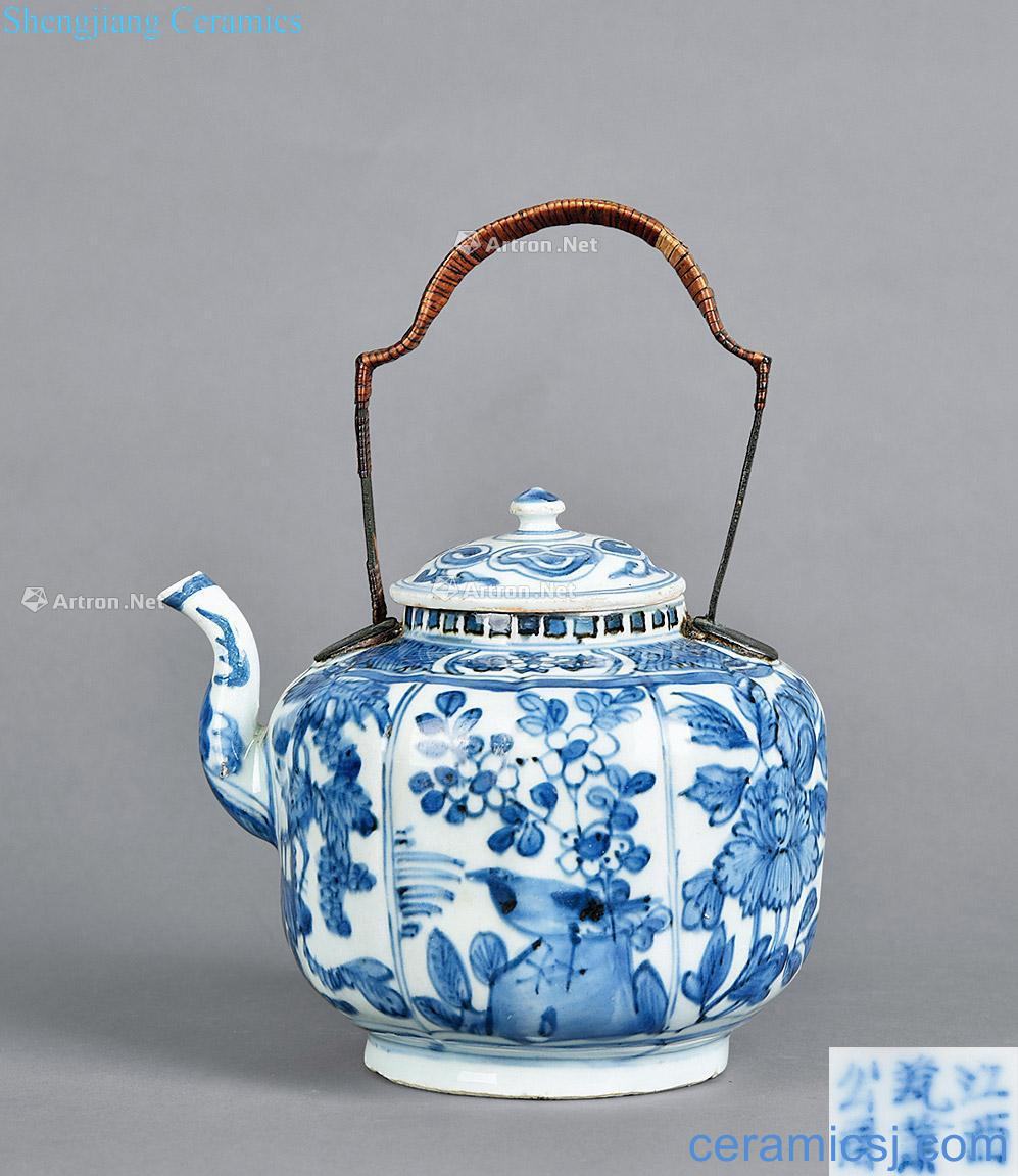 Ming Blue and white flower grain copper girder teapot