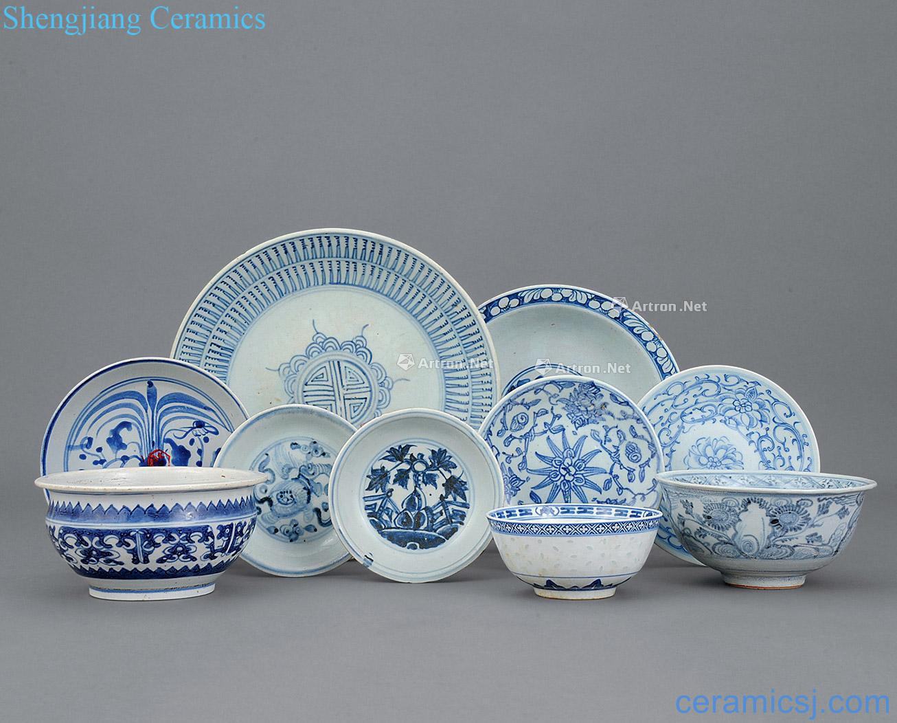 Ming and qing dynasty blue and white (a group of nine pieces)