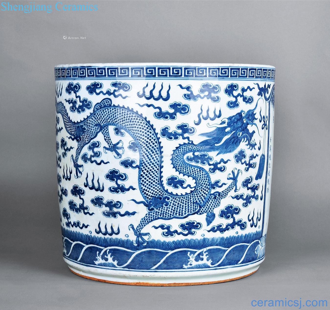 Qing guangxu Blue and white dragon emperor before a big incense grains