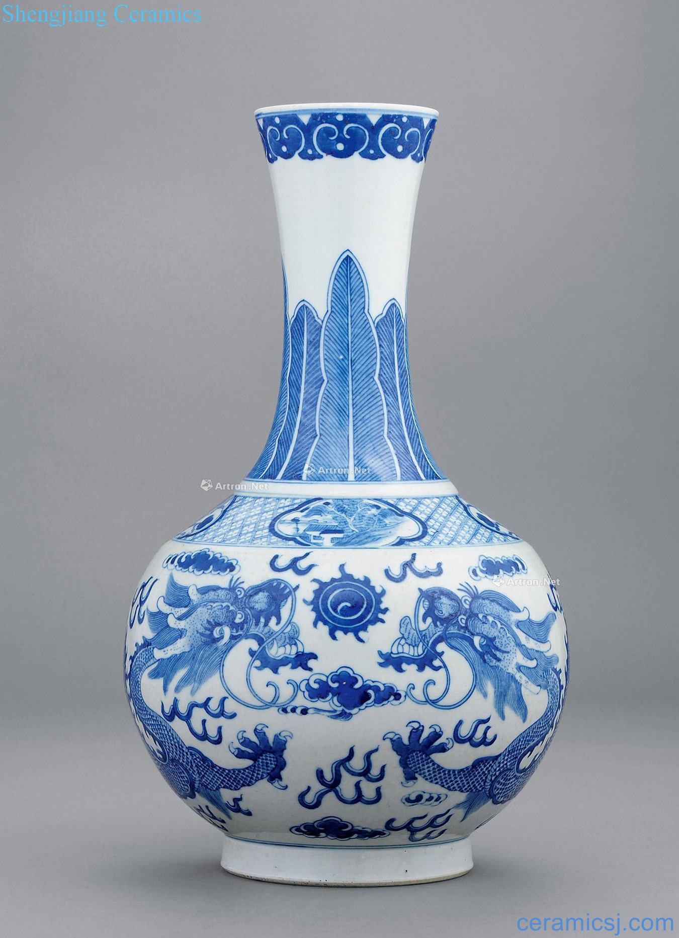 Qing guangxu Blue and white dragon playing pearl bottle