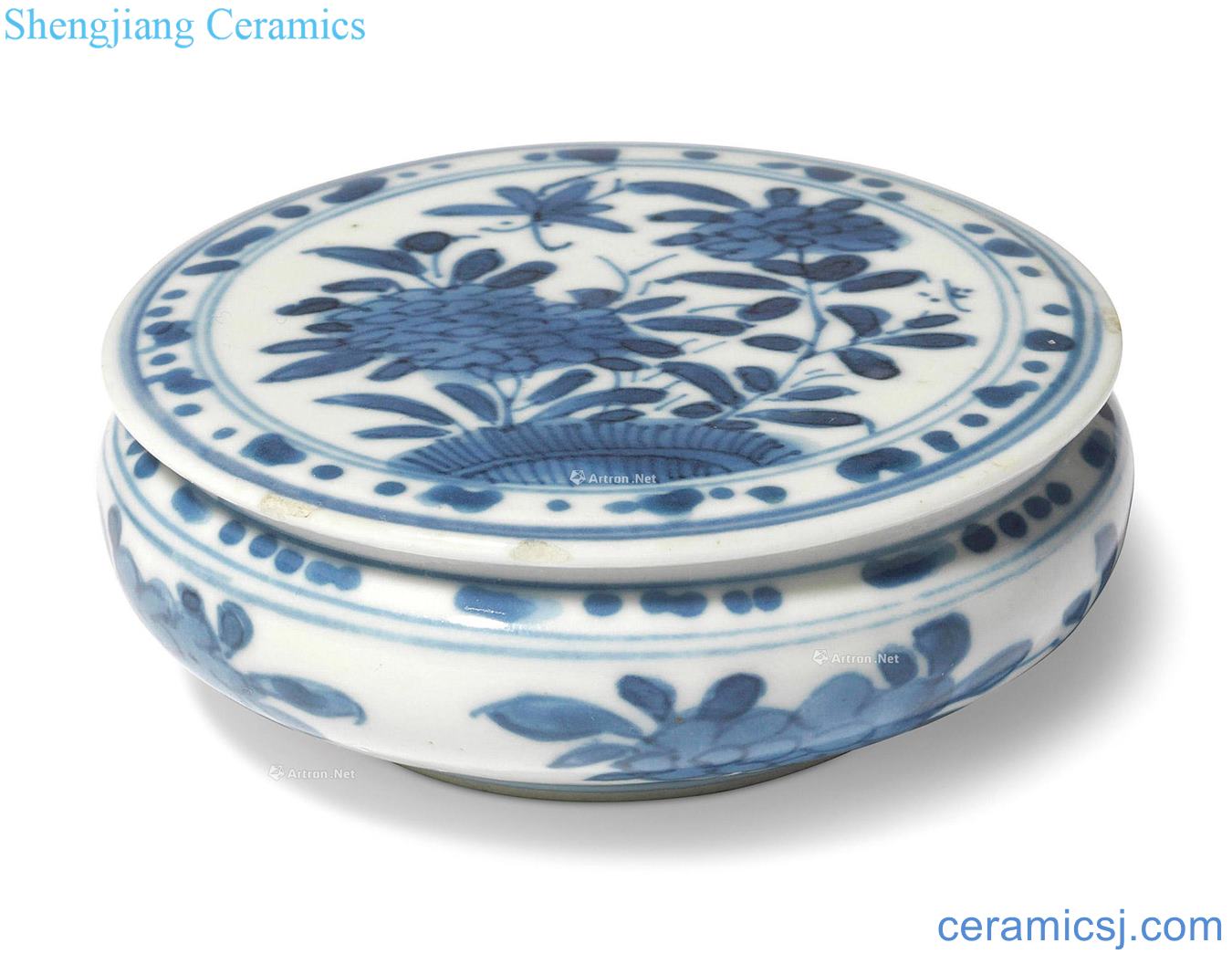 The qing emperor kangxi Blue and white flower butterfly tattoo box