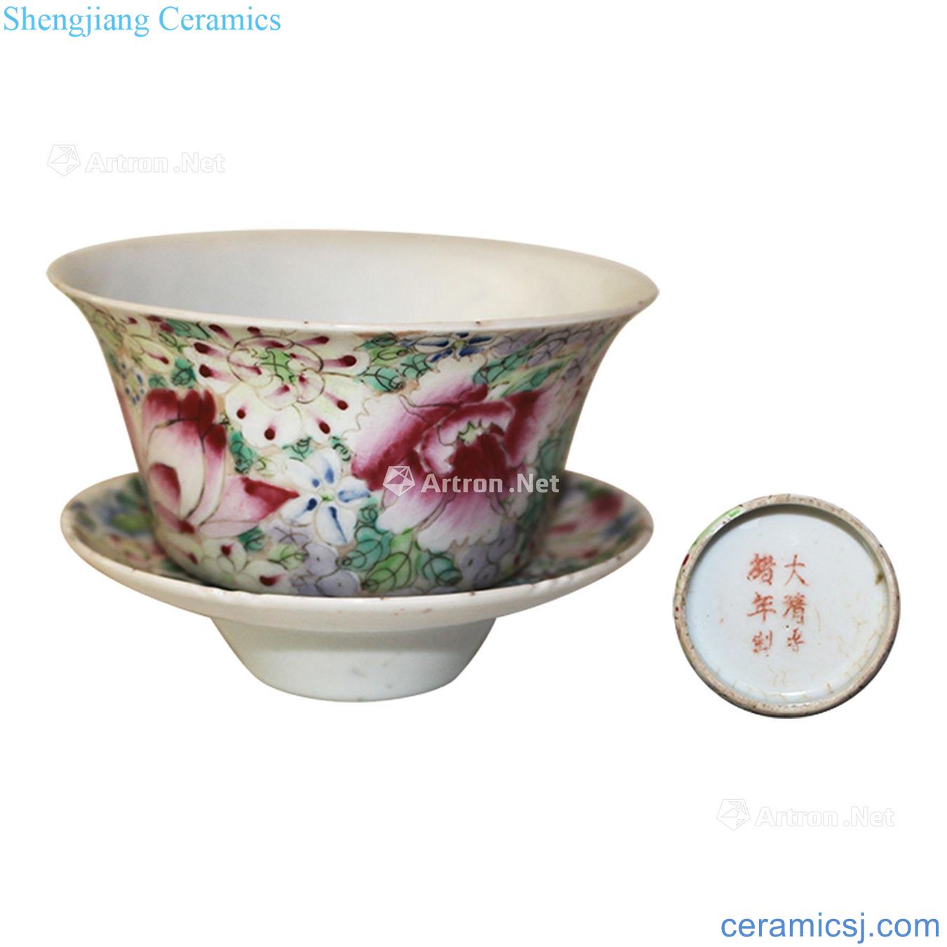 In the qing dynasty famille rose tea set a the best pattern