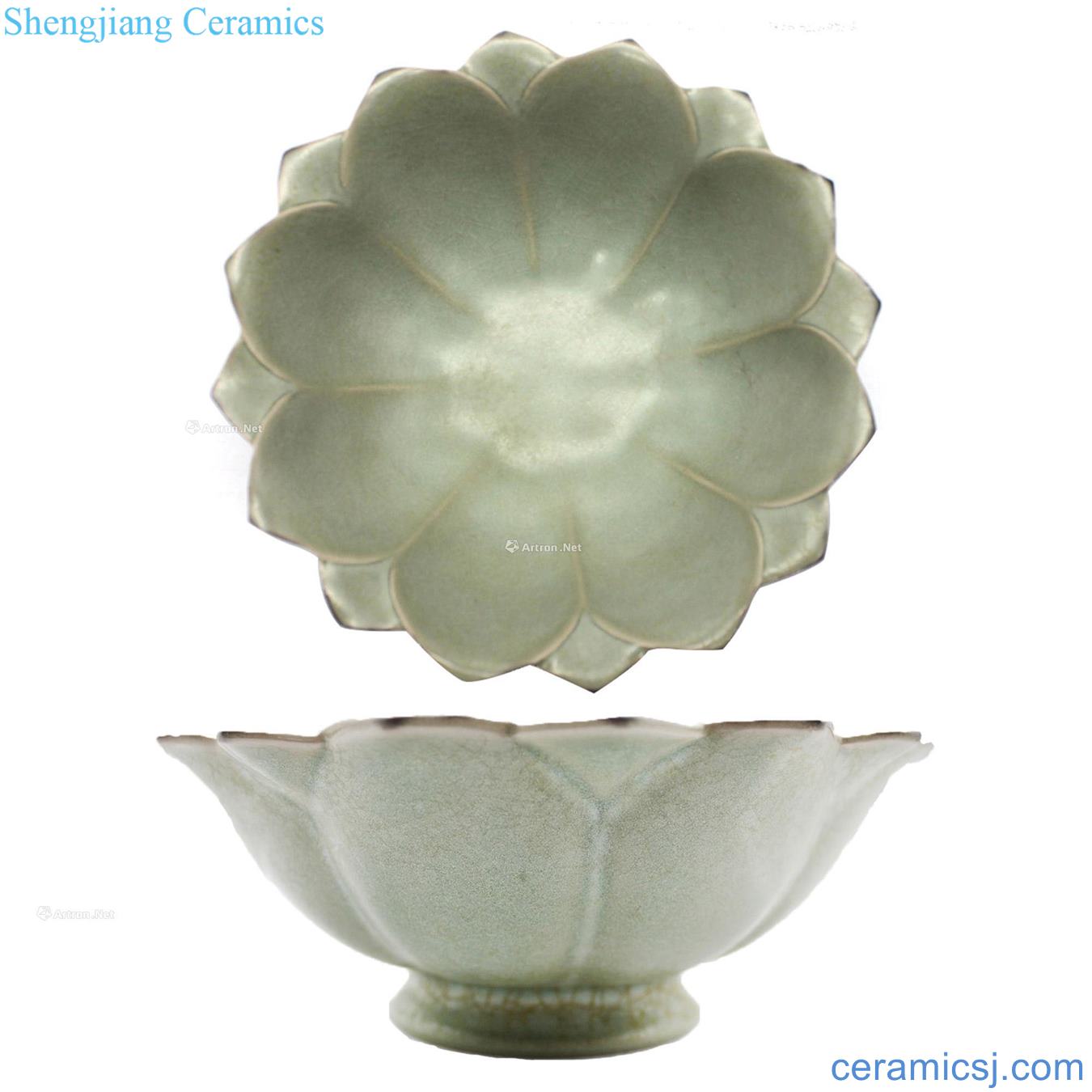 The song dynasty Your kiln lotus mouth bowl