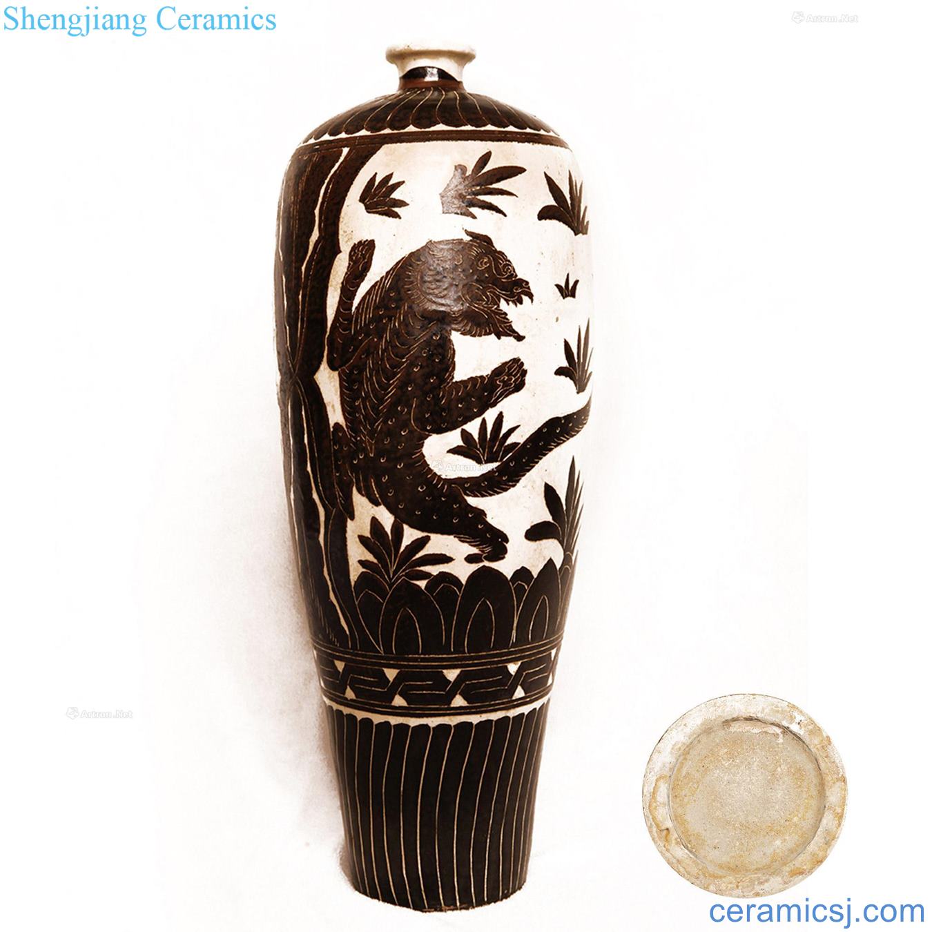 Song magnetic state kiln carved flower bottle