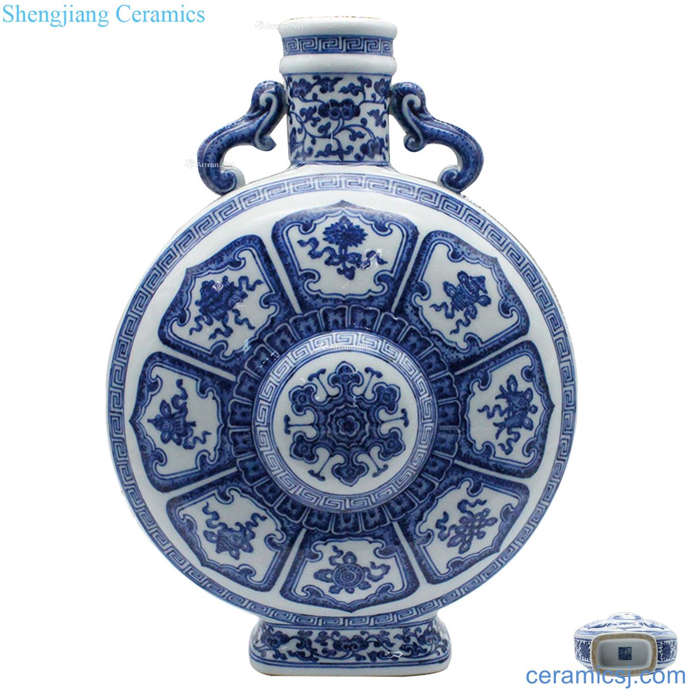 qing Blue and white auspicious sweet grain ssangyong's ear on the bottle