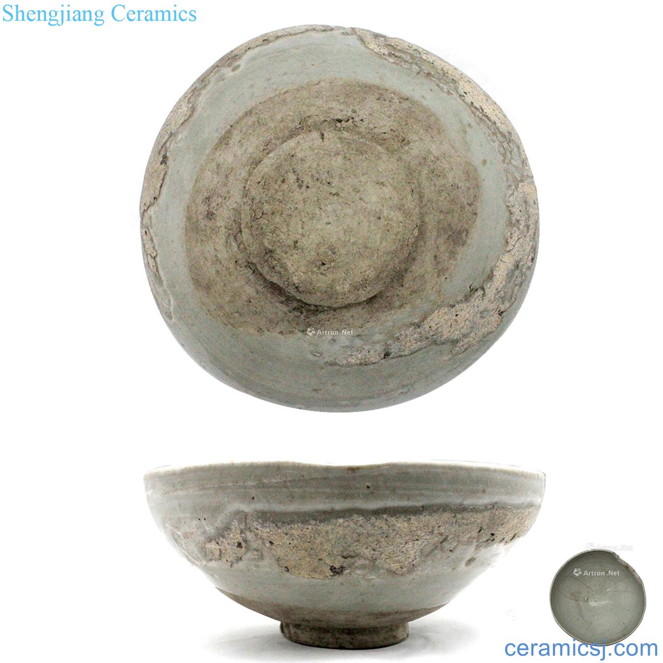 The tang dynasty Dark blue glaze carved flower grain big bowl