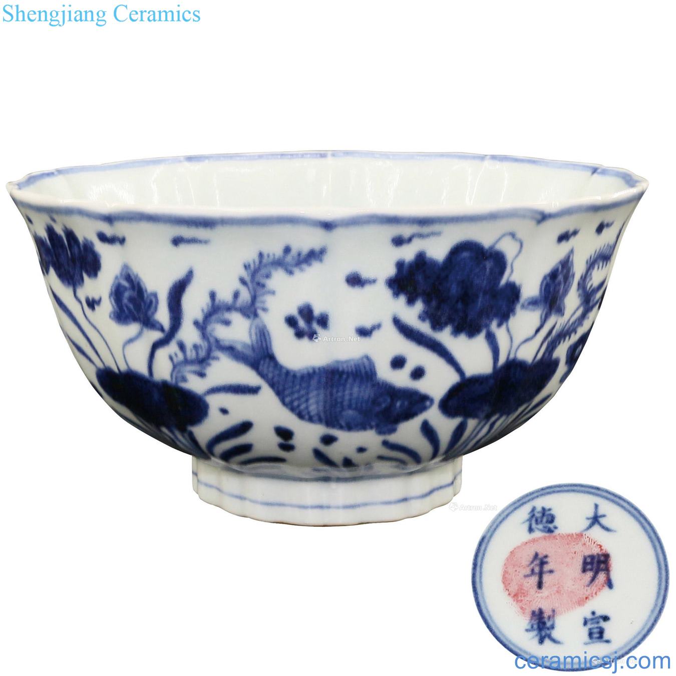 Ming Blue and white fish grain kwai mouth bowl