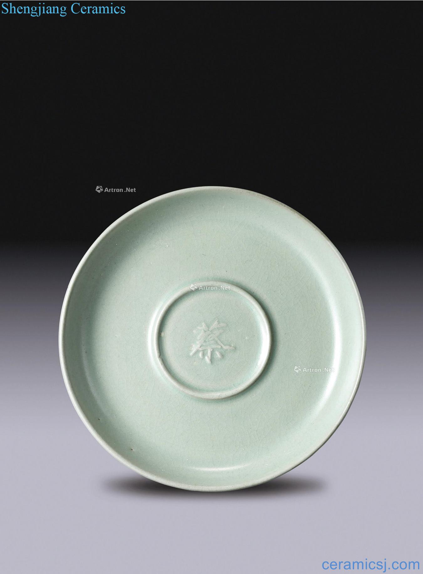 The song dynasty Your kiln green glaze CAI word small butterfly