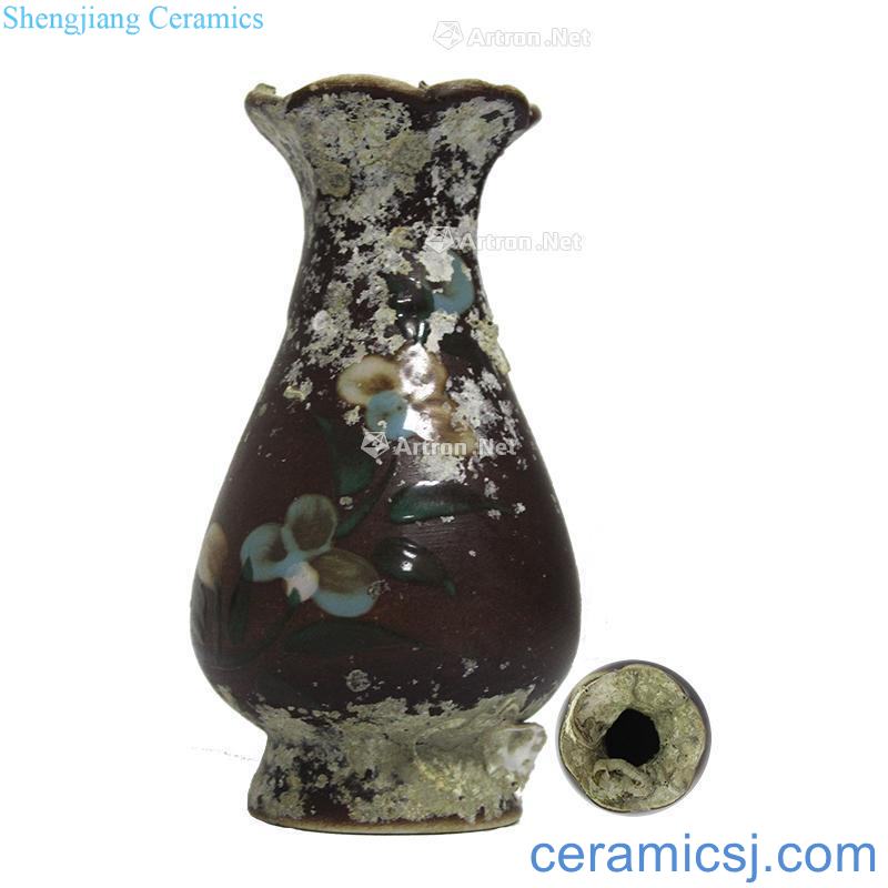 In the Ming dynasty Brown glaze colorful flowers okho spring bottle mouth
