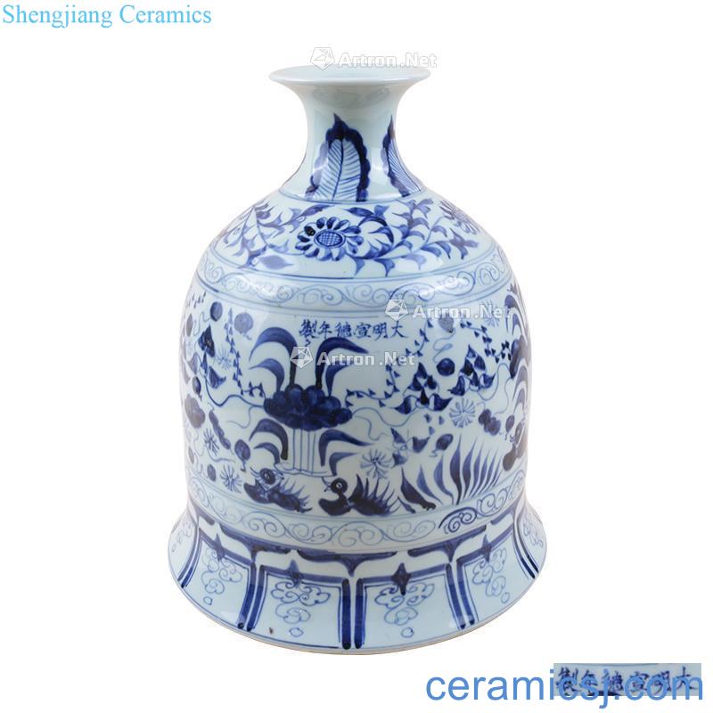 Ming xuande years Yuanyang violet bottle green decorative pattern