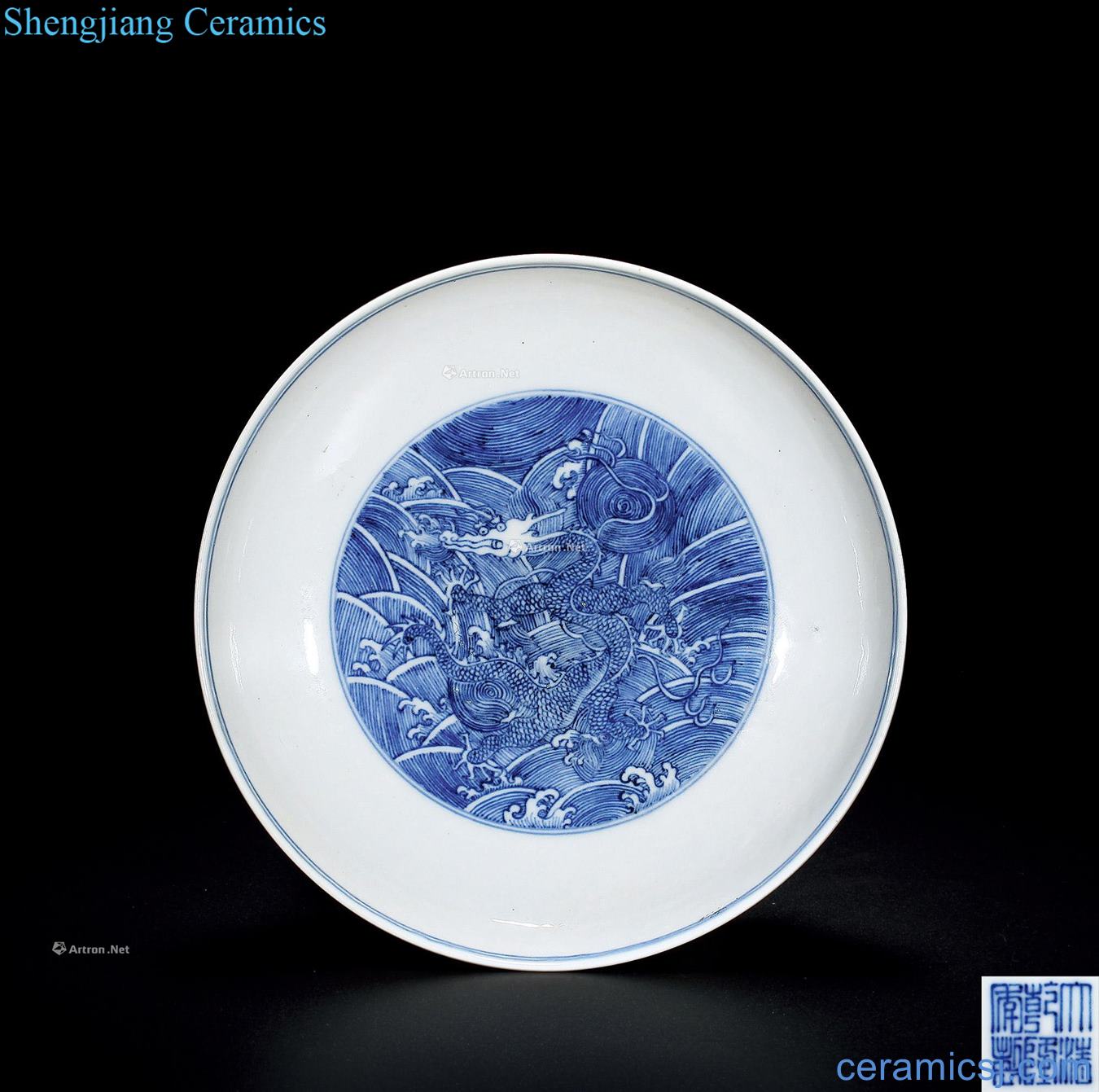 Qing qianlong Blue sea dragon plate