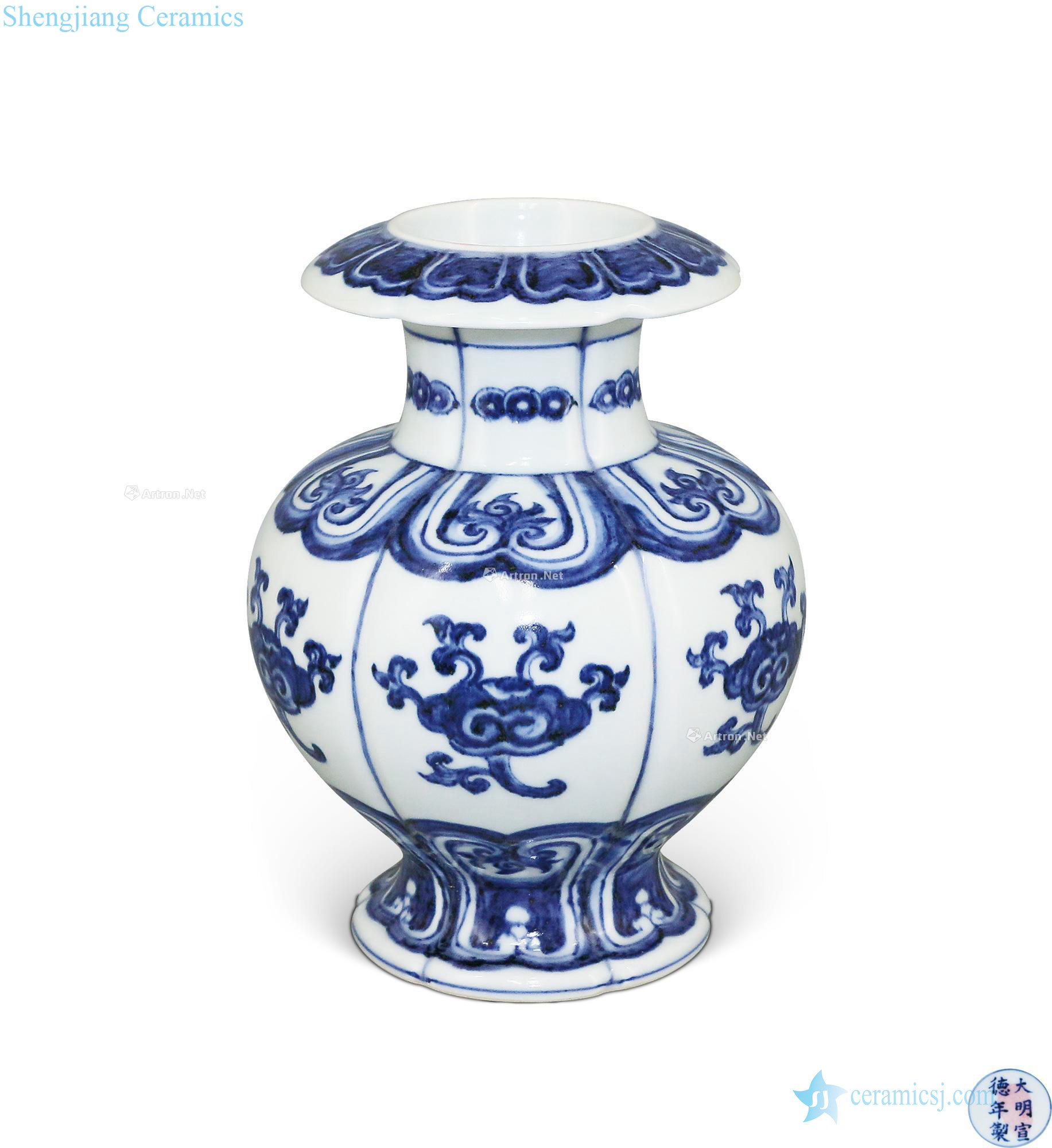 Ming xuande years Blue and white flower grain pumpkin bottle