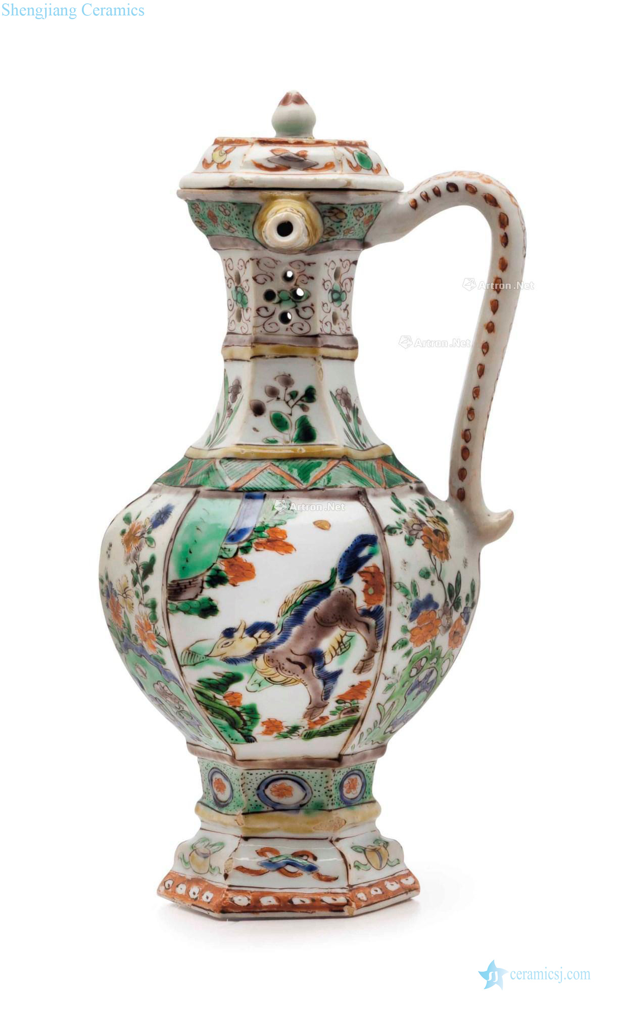 Kangxi period, 1662-1722 - A FAMILLE VERTE JUG AND COVER