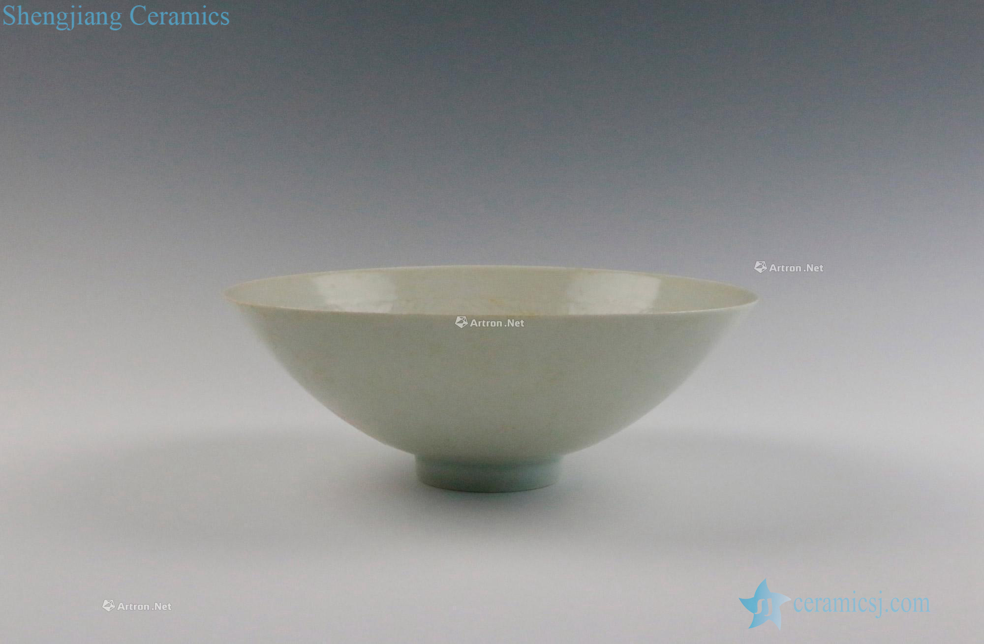 The song dynasty Left kiln carved flowers YingXiWen hat to bowl