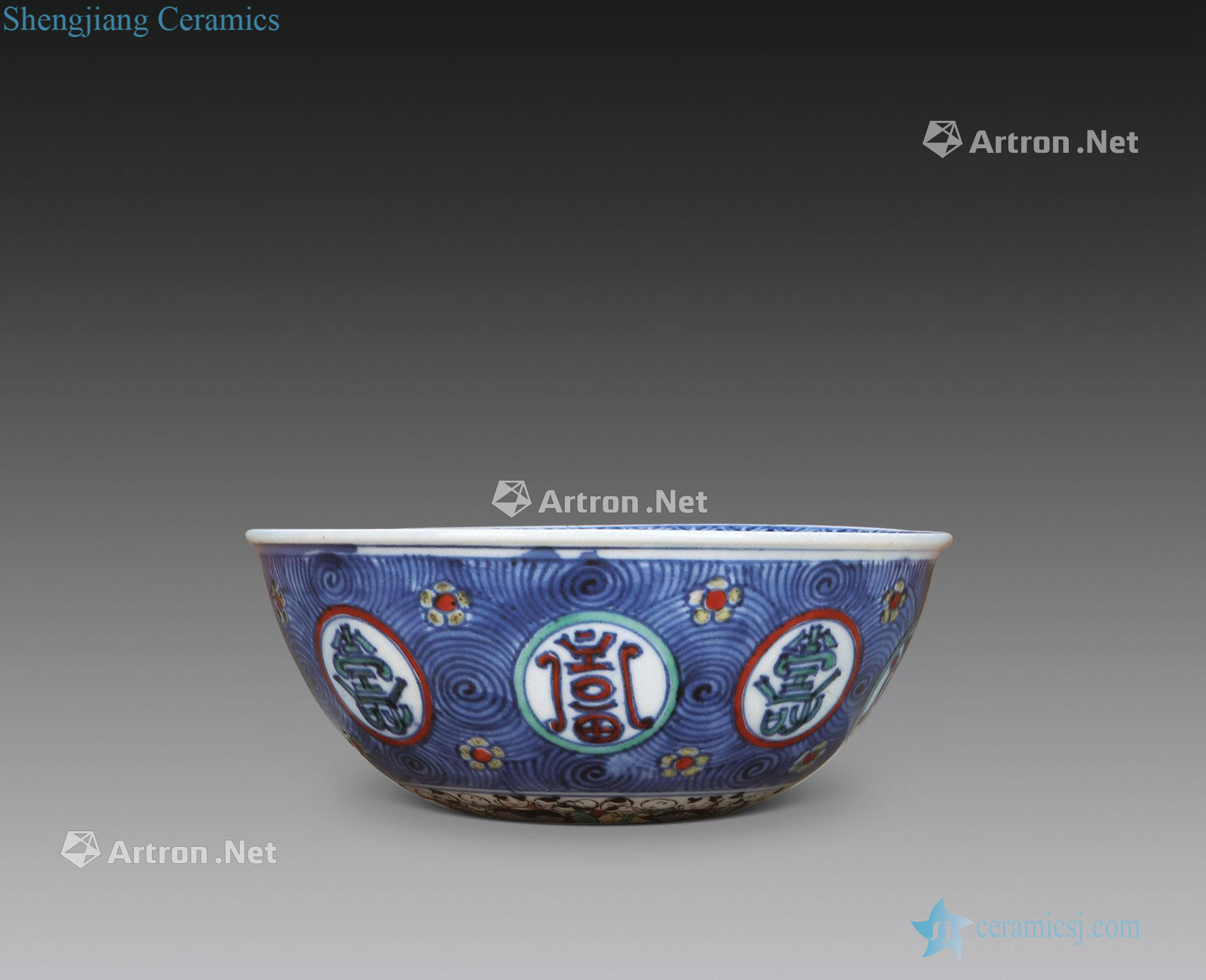 The qing emperor kangxi Blue and white color out of the water the ancient philosophers lie the foot bowl